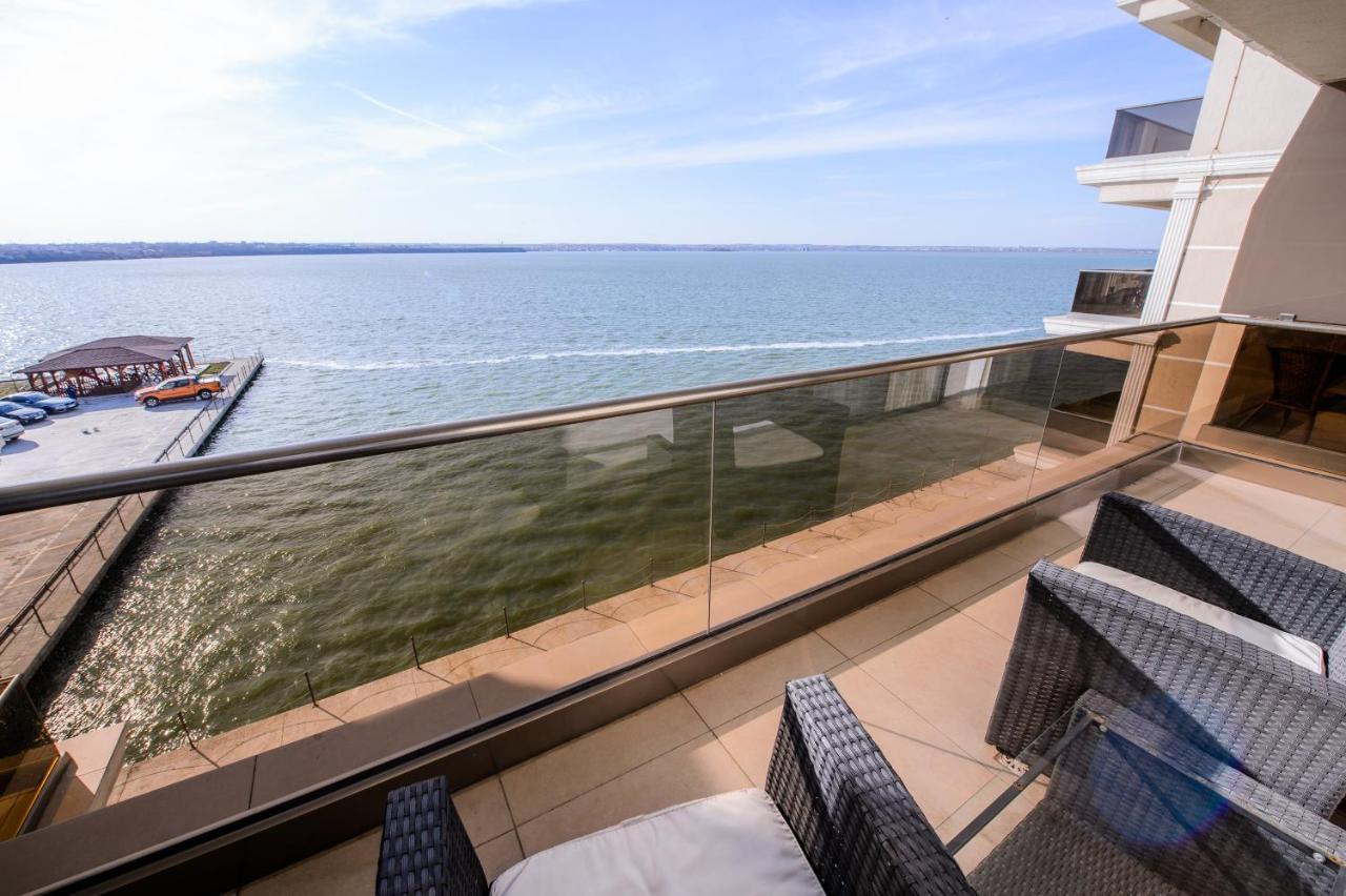 Lake Apartments Solid Mamaia Luaran gambar