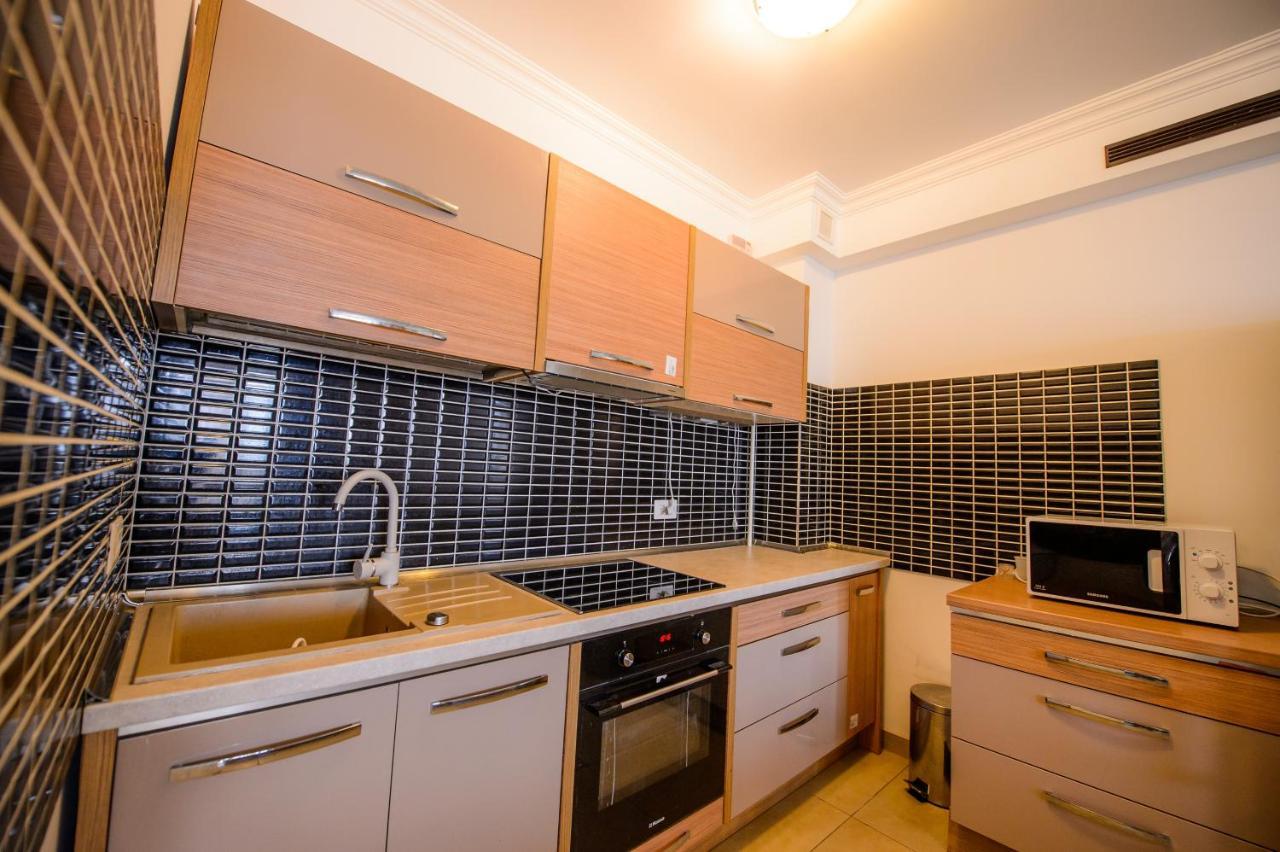 Lake Apartments Solid Mamaia Luaran gambar